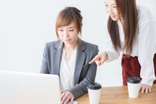 働く女性（20代・30代独身）の 実態・意識調査レポート　＜仕事編＞